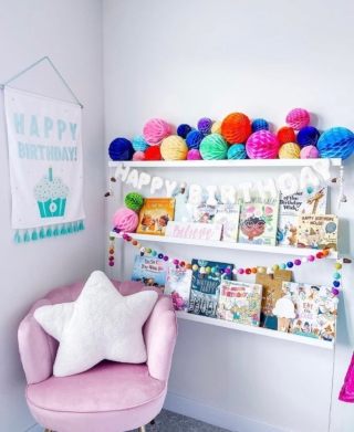 Check out this adorable birthday shelfie by @addiegtaylor for her sweet daughter’s birthday!  Thank you for hanging our banner for the celebration!! 🎉🎉🎉